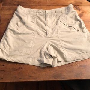 Royal Robbins size 10 nylon shorts- six 6 pockets